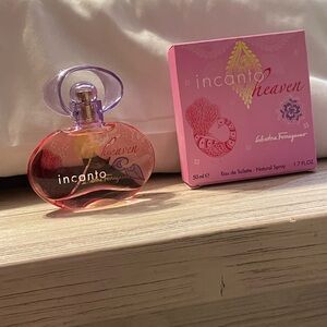Salvatore Ferragamo Incanto Heaven Pink Perfume Bottle with Purple Cap